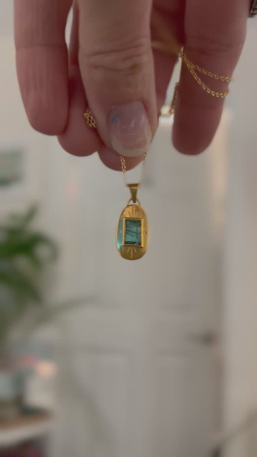 14k Gold Raw Teal Tourmaline Etched Oval Necklace